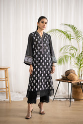 DC-0438 BLACK EMBROIDERED KURTA